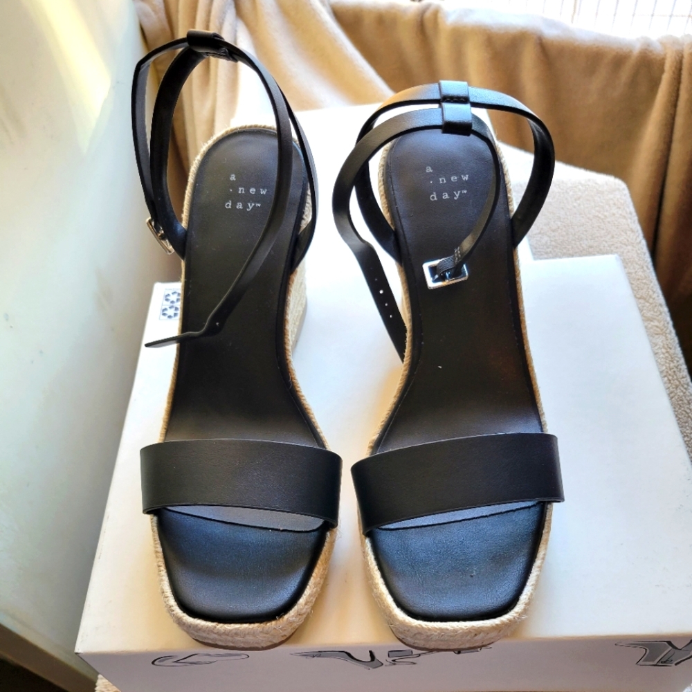 A•New•Day shoe